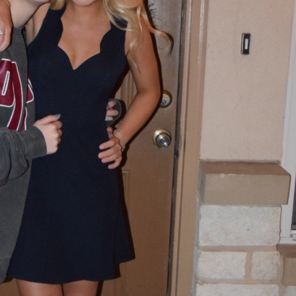 Tobi Scalloped Dress